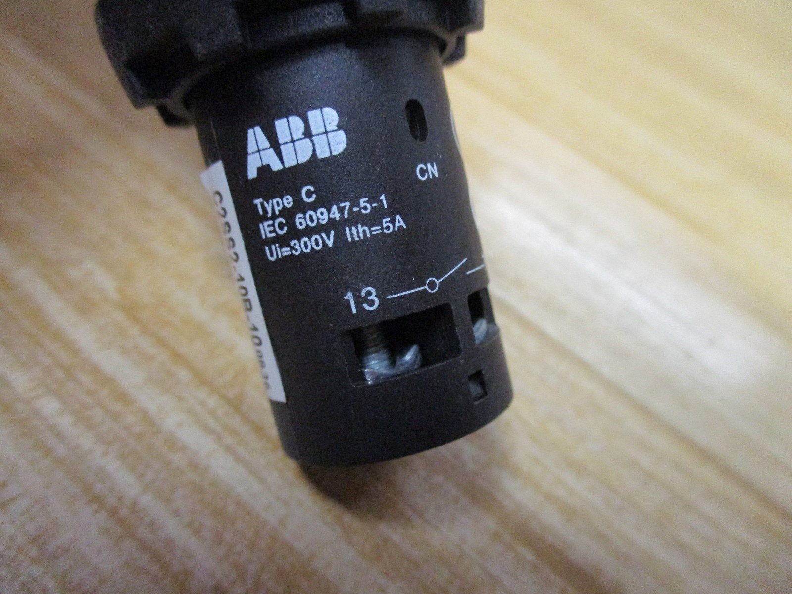 ABB C2SS2-10B-10 Selector Switch C2SS210B10