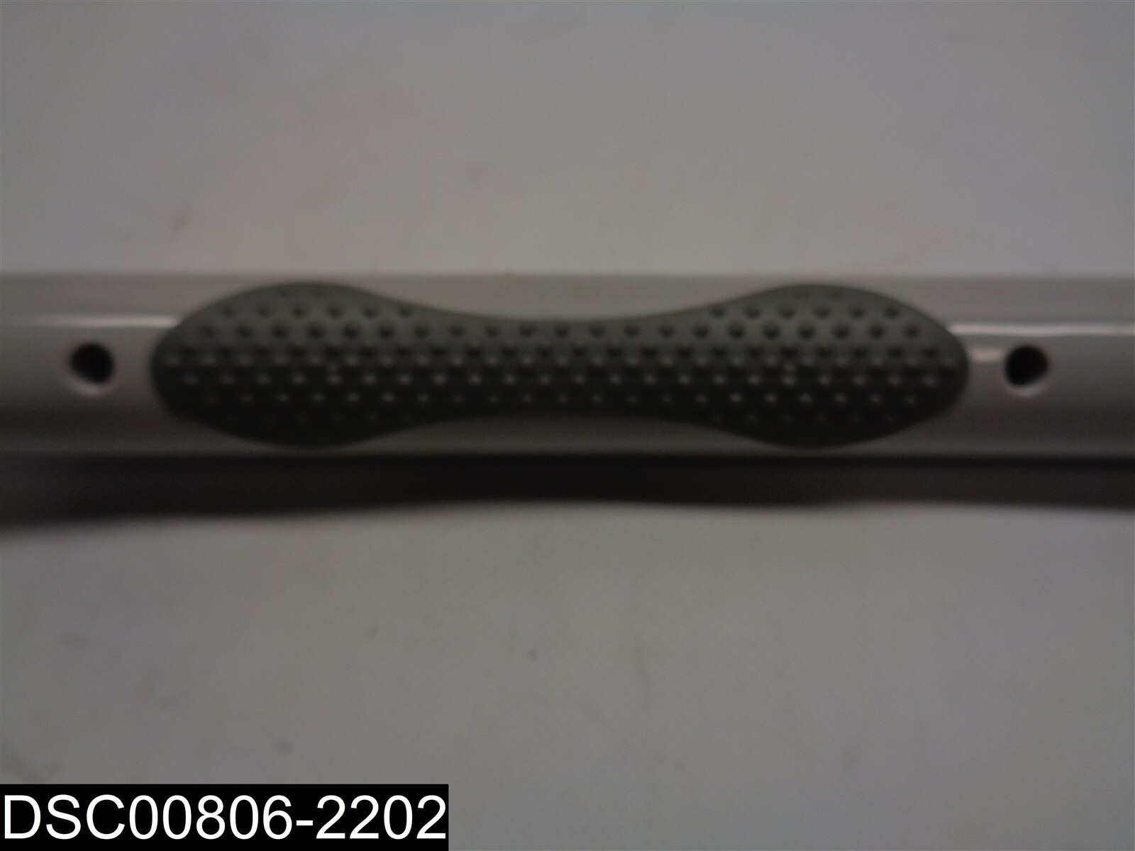Used: 24″ MHI White Suction Shower Cup Grab Bar