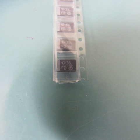VISHAY 293D106X9035D2TE3 Qty of 500 per Lot CAP, 10�F, 35V, 10%