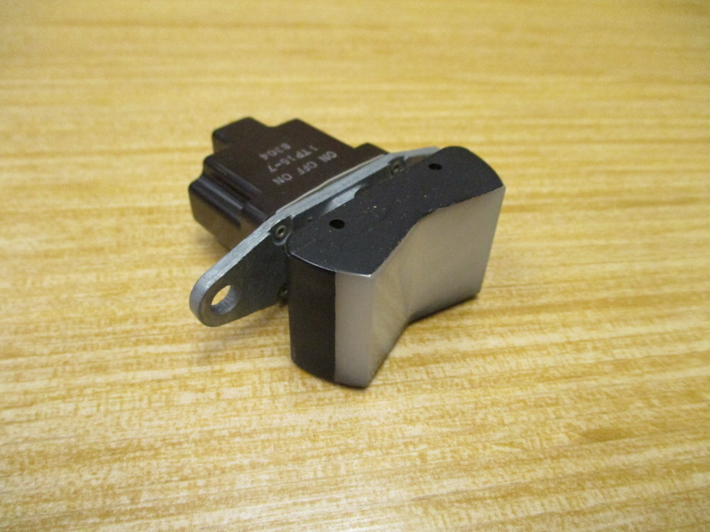 Honeywell 1TP16-7 Rocker Switch 1TP167