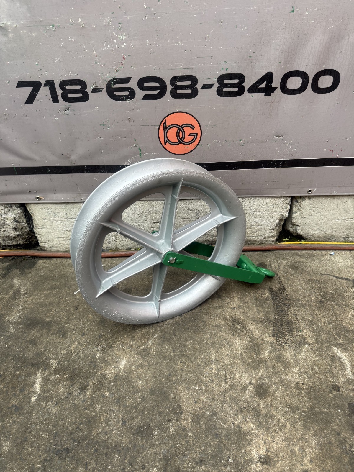 Greenlee 24 inch 4000lbs Sheave Cable Puller Tugger. Works Fine. 6/10 #3