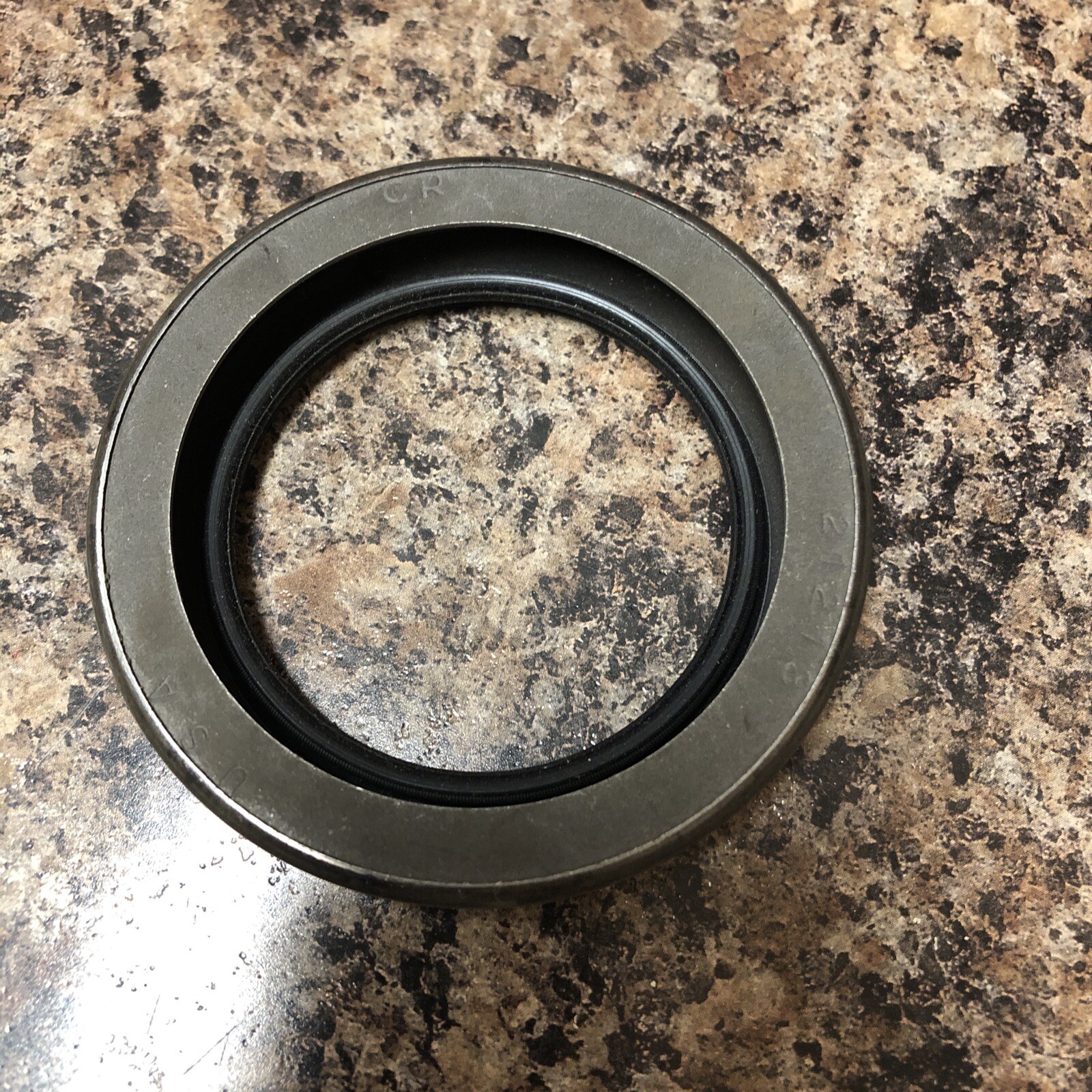 NOS Chicago Rawhide SKF CR 21210 Oil Seal F+S!