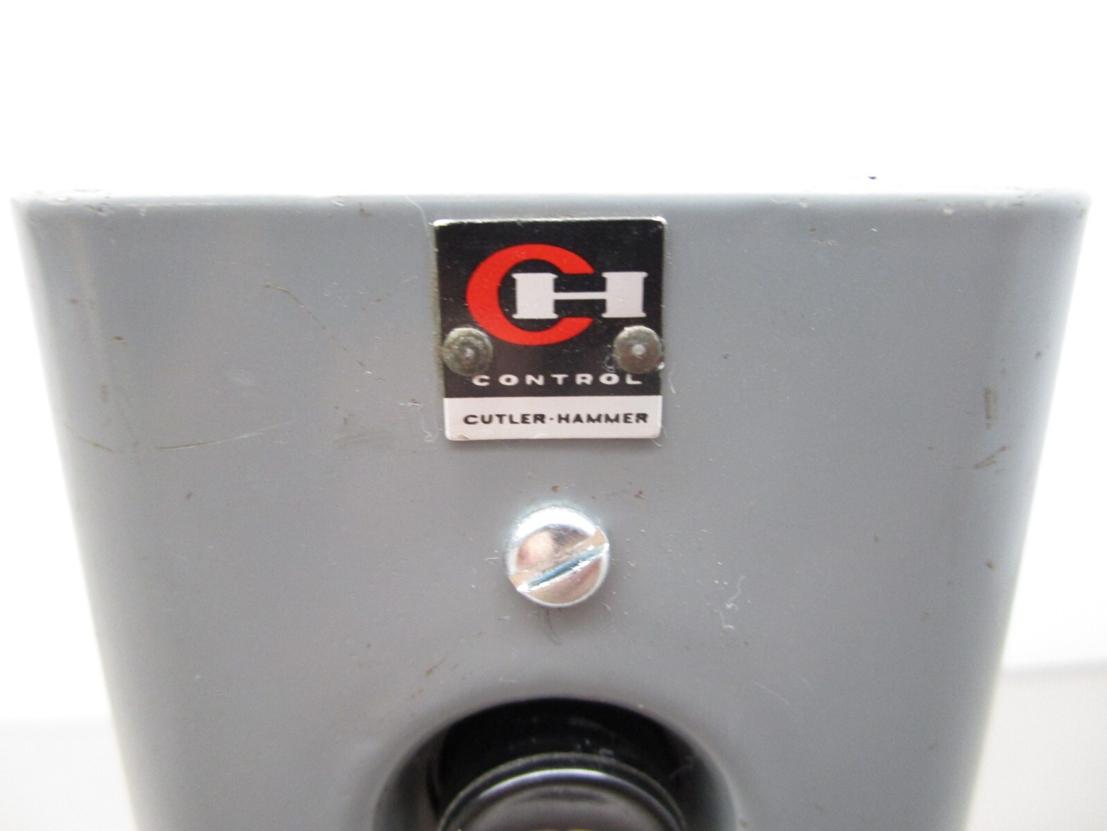Cutler Hammer 10250H2953A Push Button Switch Box OPEN – CLOSE – STOP
