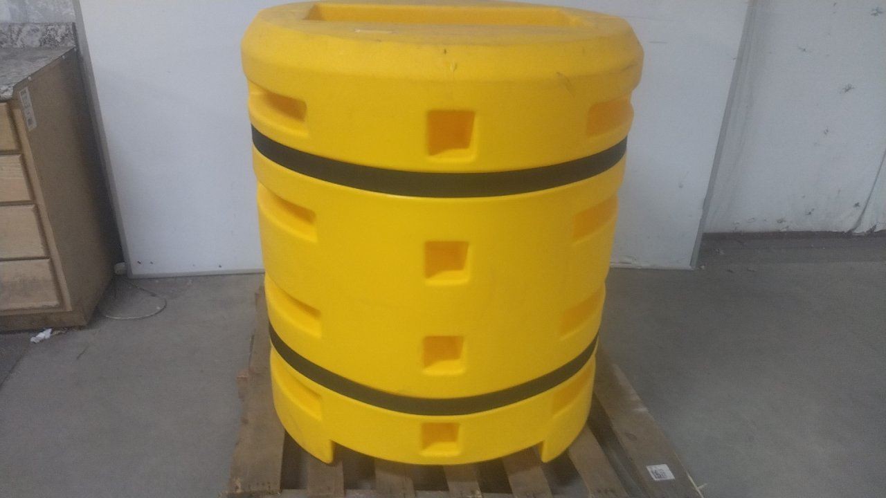 Sentry CS3842-12X24S 42 In Overall Height 38 In Overall Width Column Protector