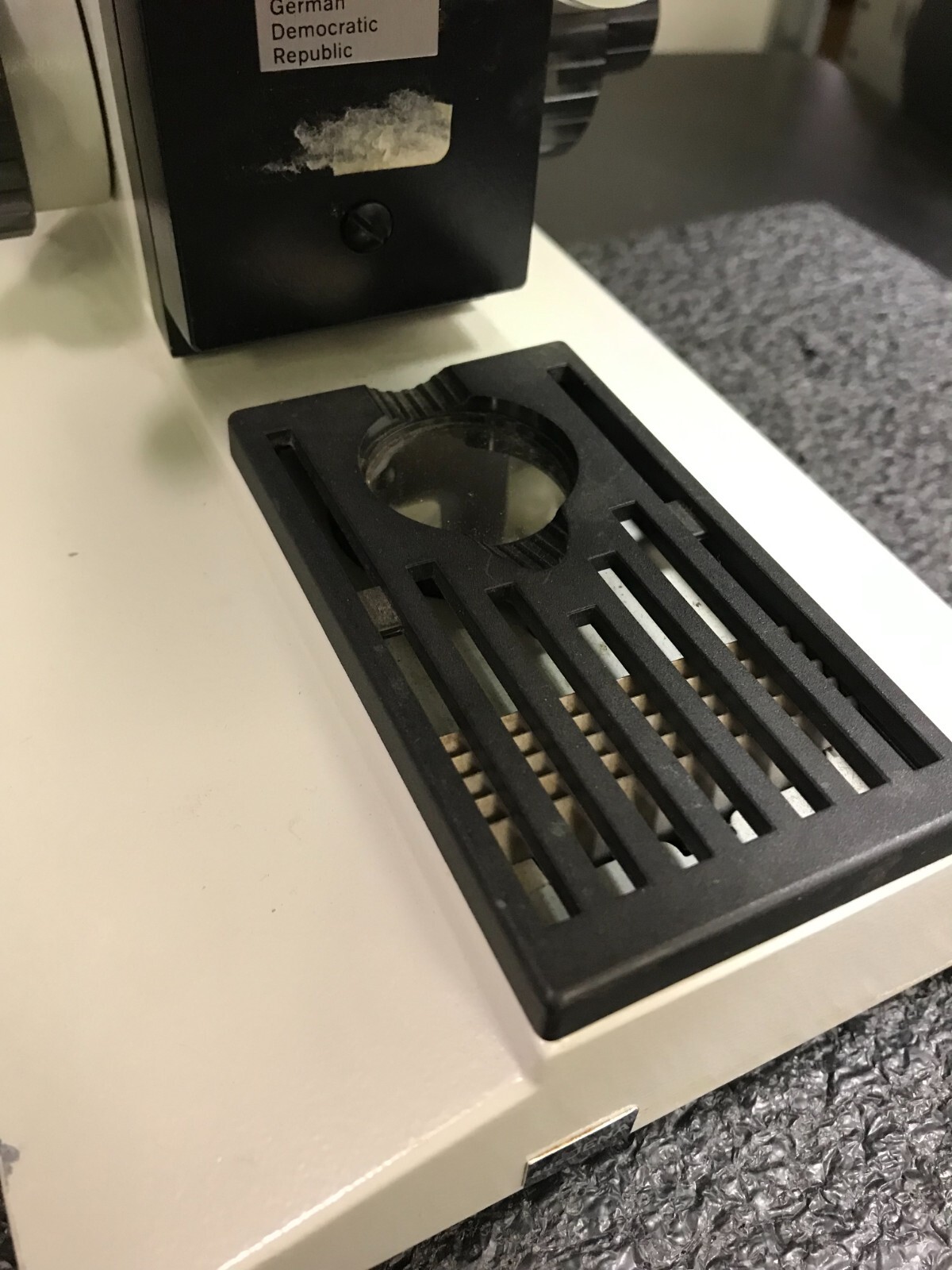 AUS JENA M290906 Research Binocular Microscope with X.Y Stage