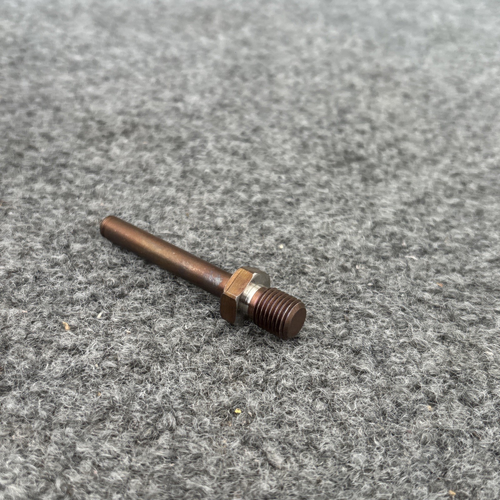 TFS 1/4″ Dia Cantilever Shaft For 35MM Motion Picture Film Roller 2.350 Long New