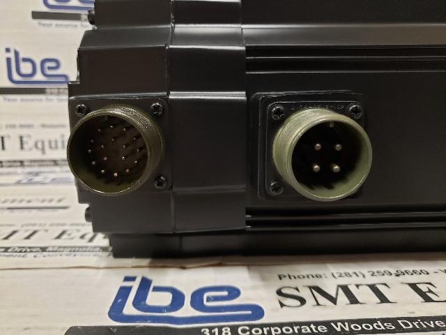 NEW Yaskawa AC Servo Motor – USAFED-13-FJ11 – SAM-1120 w/Warranty