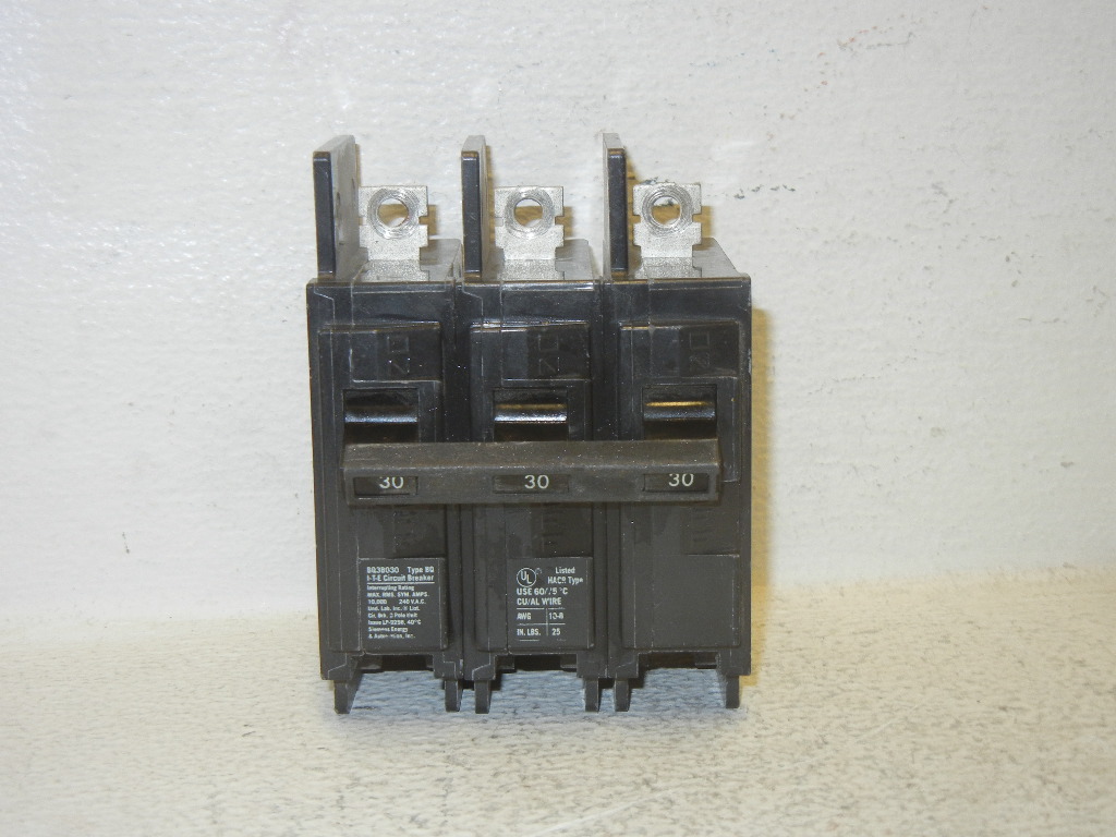 SIEMENS BQ3B030 USED 30A 3 POLE CIRCUIT BREAKER BQ3B030