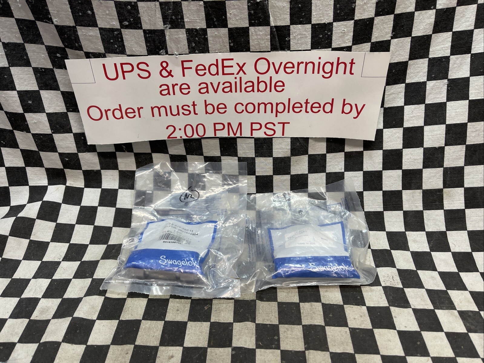 SWAGELOK Union Tee 1/2″, SS-810-3SC11, SS8103SC11, LOT OF 2, SHIPSAMEDAY#1649F4
