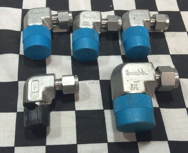 Lot Of 5 Swagelok SS-400-2-8 (3x) SS-600-2-12 (1X) Parker (SS-400-2-6) 1X #ZE30