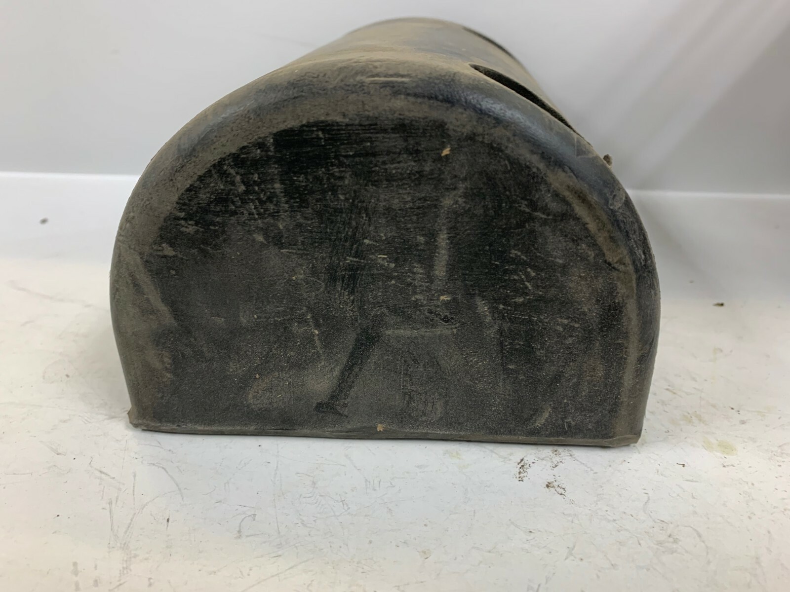 MCMASTER SKATE CATWALK BUMPER, 21685T16, 7-1/2″ X 5-1/2″ X 3-3/4″