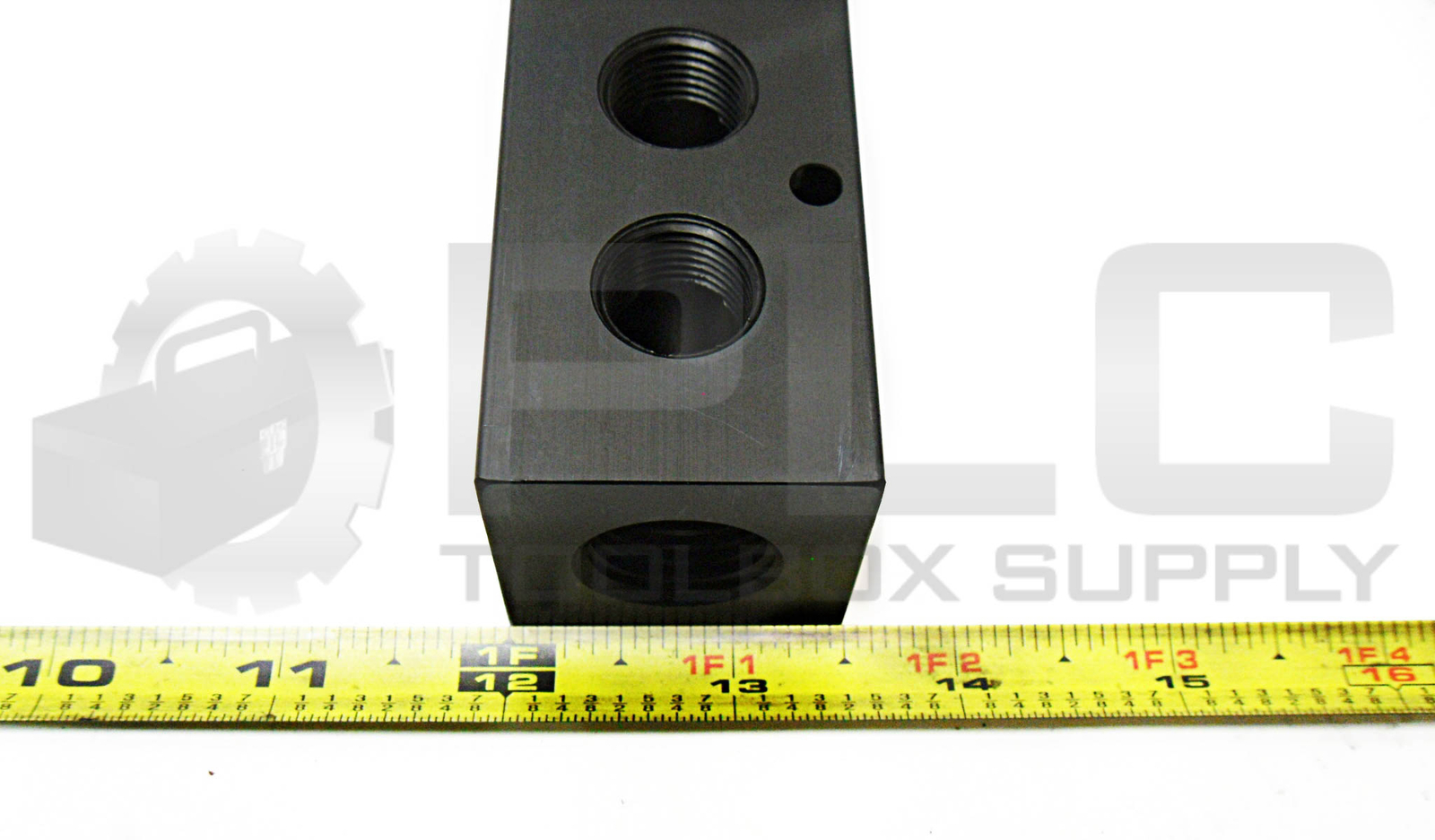 NEW ALUMITEC 90-AM-5-4 MANIFOLD (8) 3/8″ NPT PORT, (2) 1/2″ NPT PORT
