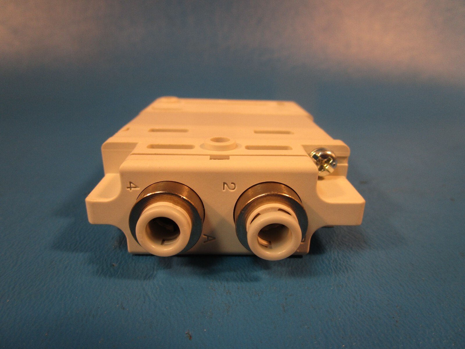 SMC VQ2000-FPG-C6C6, Solenoid Valve, Double check block, 4 Way
