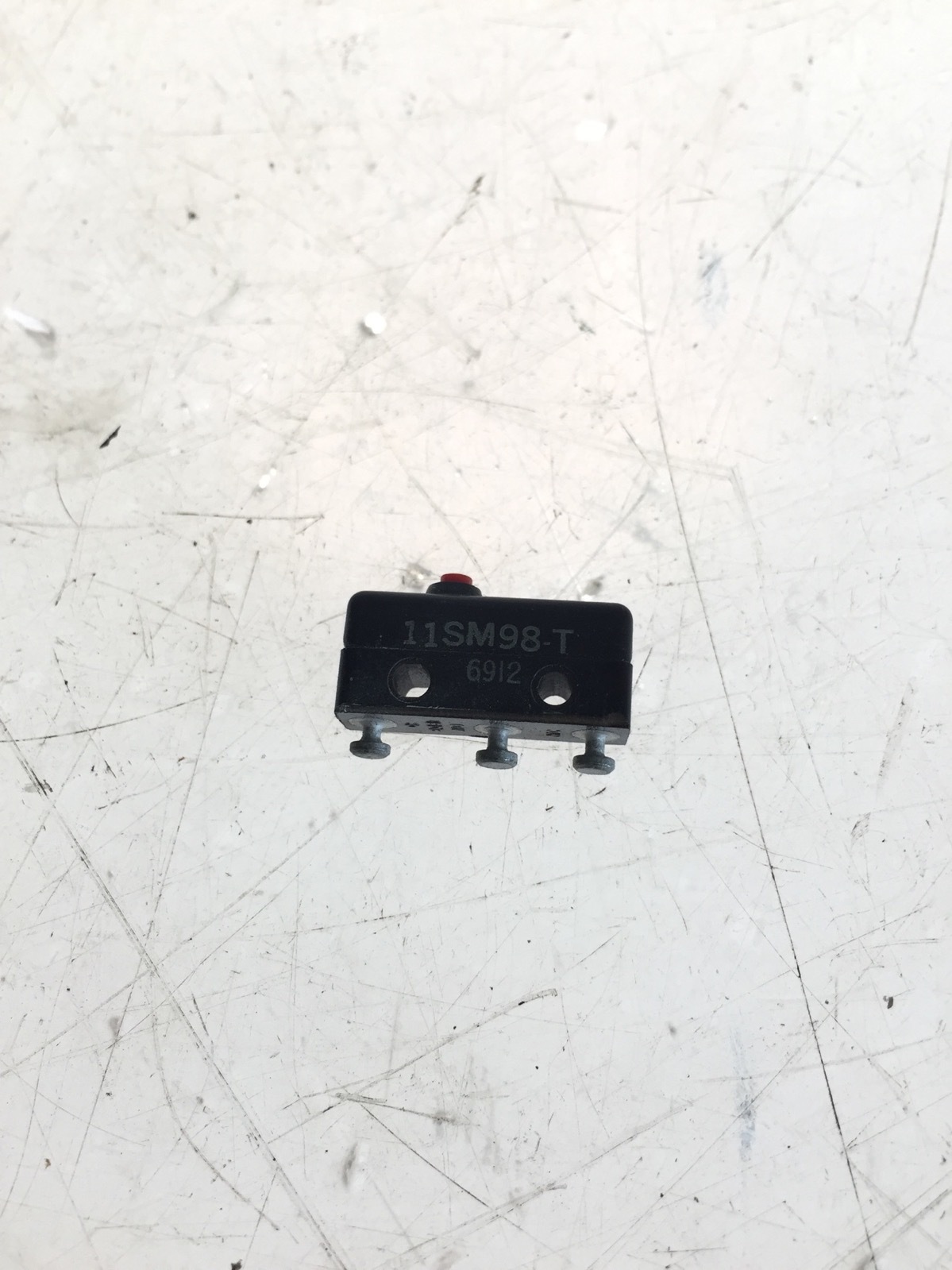 NEW IN BAG Honeywell 11SM98-T 6912 Switch Snap Action SPDT 5A 250V, (H104)