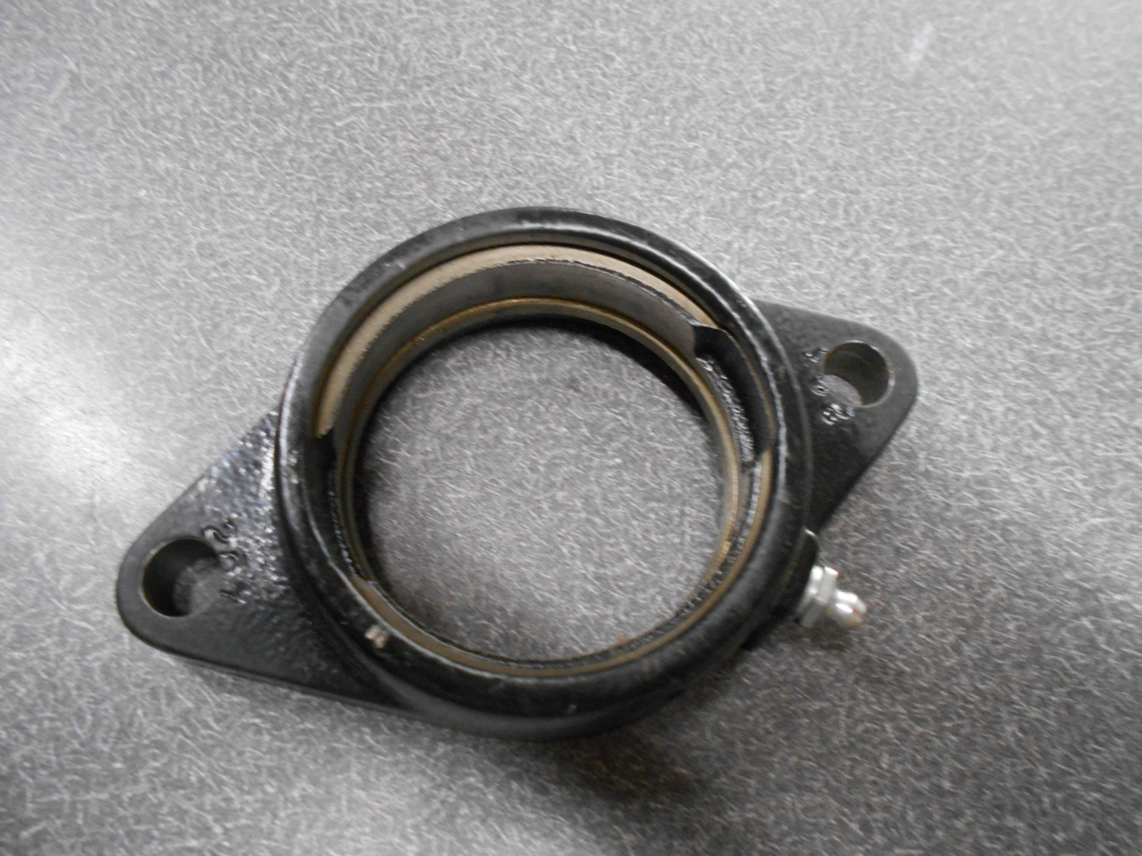 Burns/Tisco 72mm 2-Bolt Greasable Bearing Flange. T72-R. NEW!