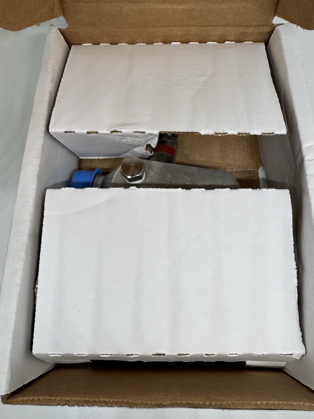 ANDERSON GREENWOOD MANIFOLD M251VIS-44F-HD-SG J211S 316 2 VALVE MANIFOLD NEW