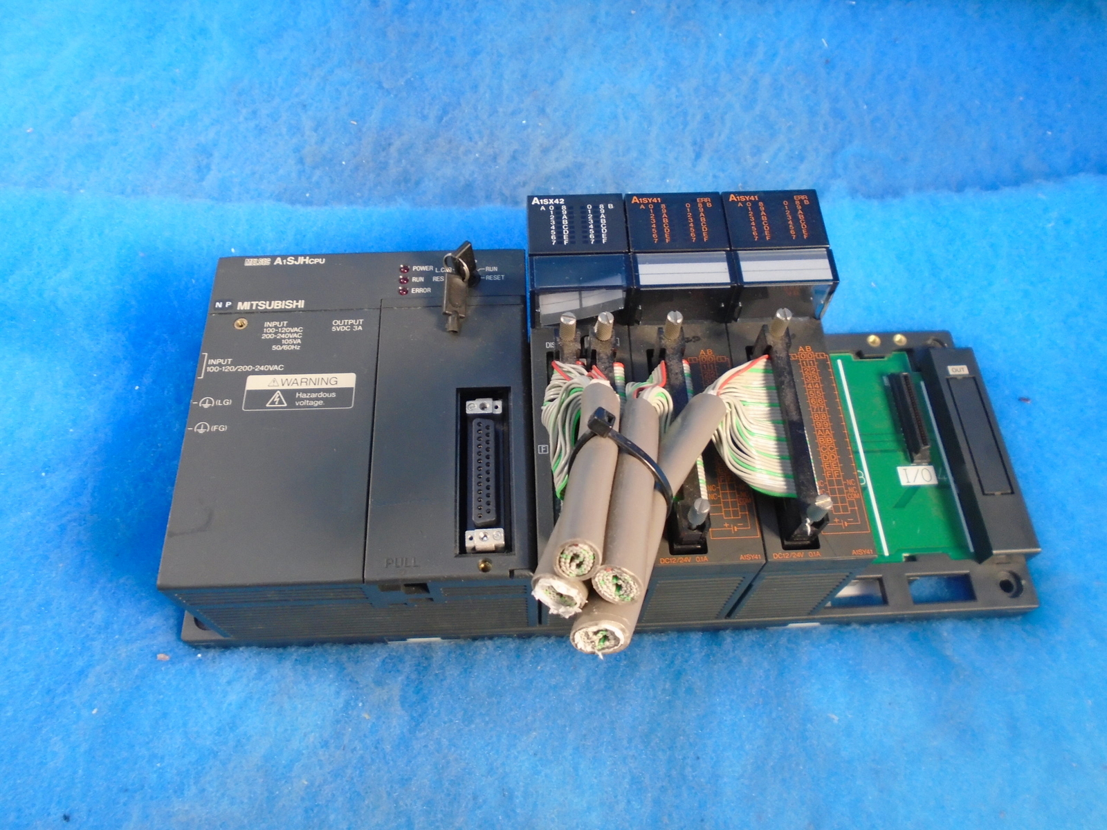 MITSUBISHI GP070-MD11 MELSEC PLC RACK 1YR WARRANTY
