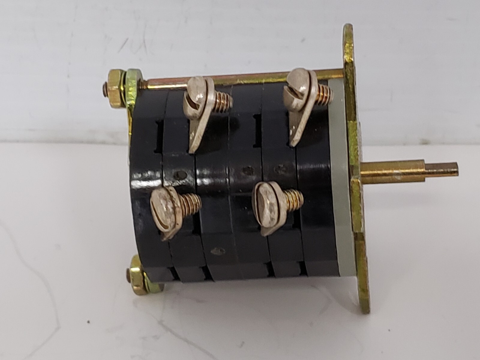 ELECTROSWITCH 102104LB ROTARY SWITCH NNB