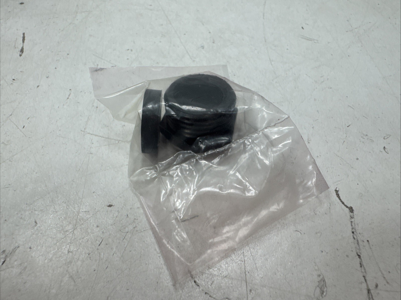 (Qty.2) Moujen MJ1-6114 Precision Oil-Tight Enclosed Limit Switches 15A 250V AC