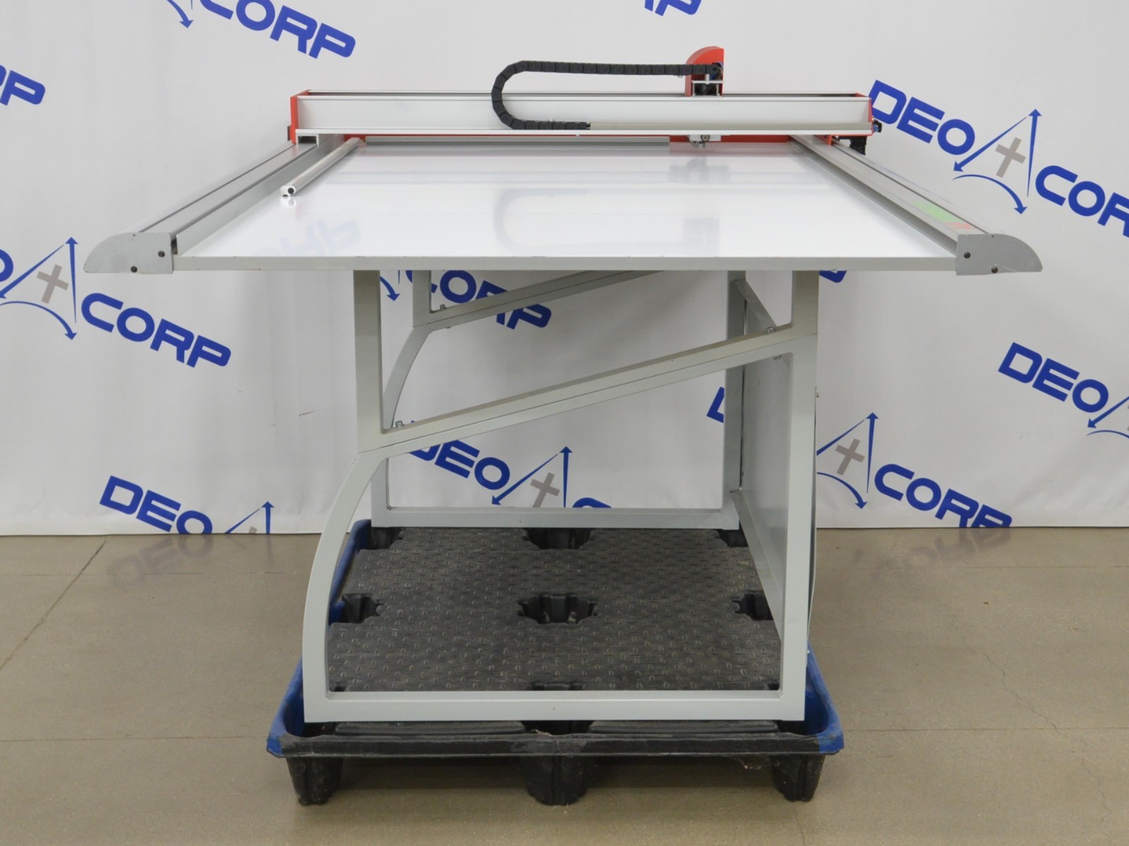 Gunnar F1-XL Hybrid CMC Computerized Mat Cutter