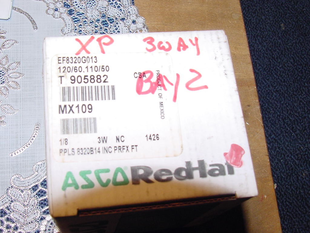 Asco RedHat EF8320G013 Solenoid Valve,1/8″ NPT, 3-Way, 2-Position, N/C, 120/60
