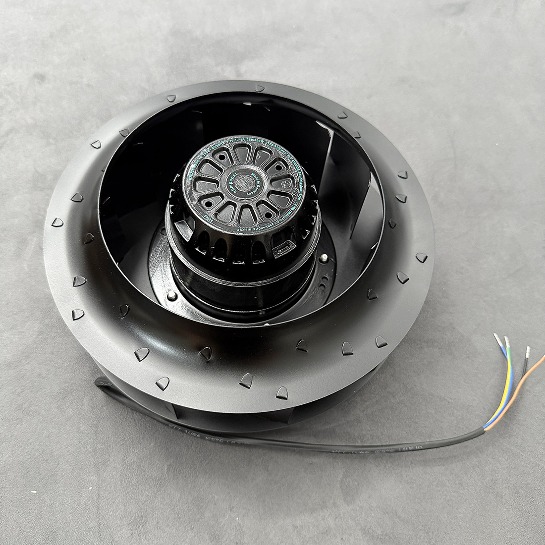 Brand New R2E250-RB06-19 for Danfoss Inverter fan 230V~50/60HZ 250/390W