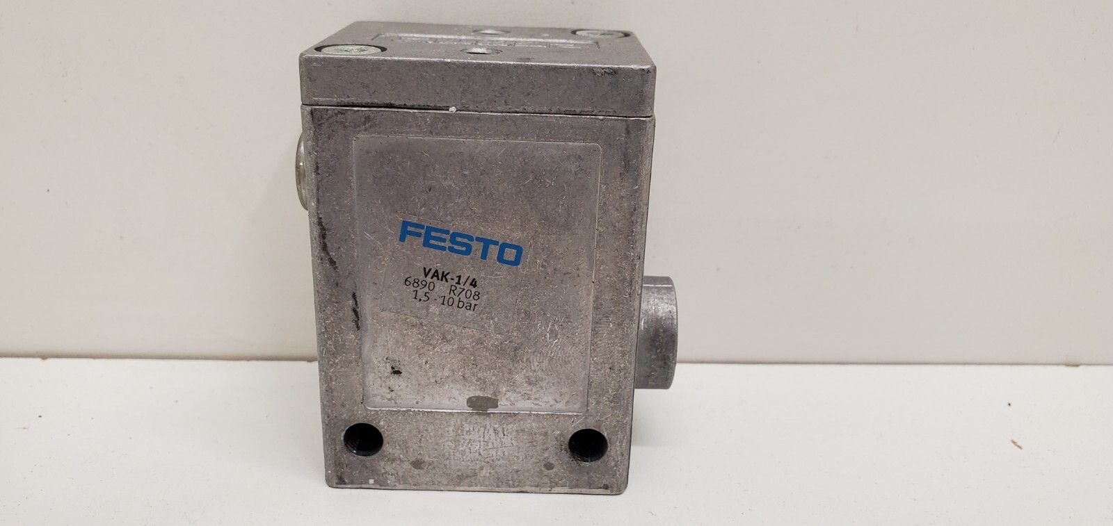 GUARANTEED! FESTO 1.5-10BAR VACUUM GENERATOR VAK-1/4