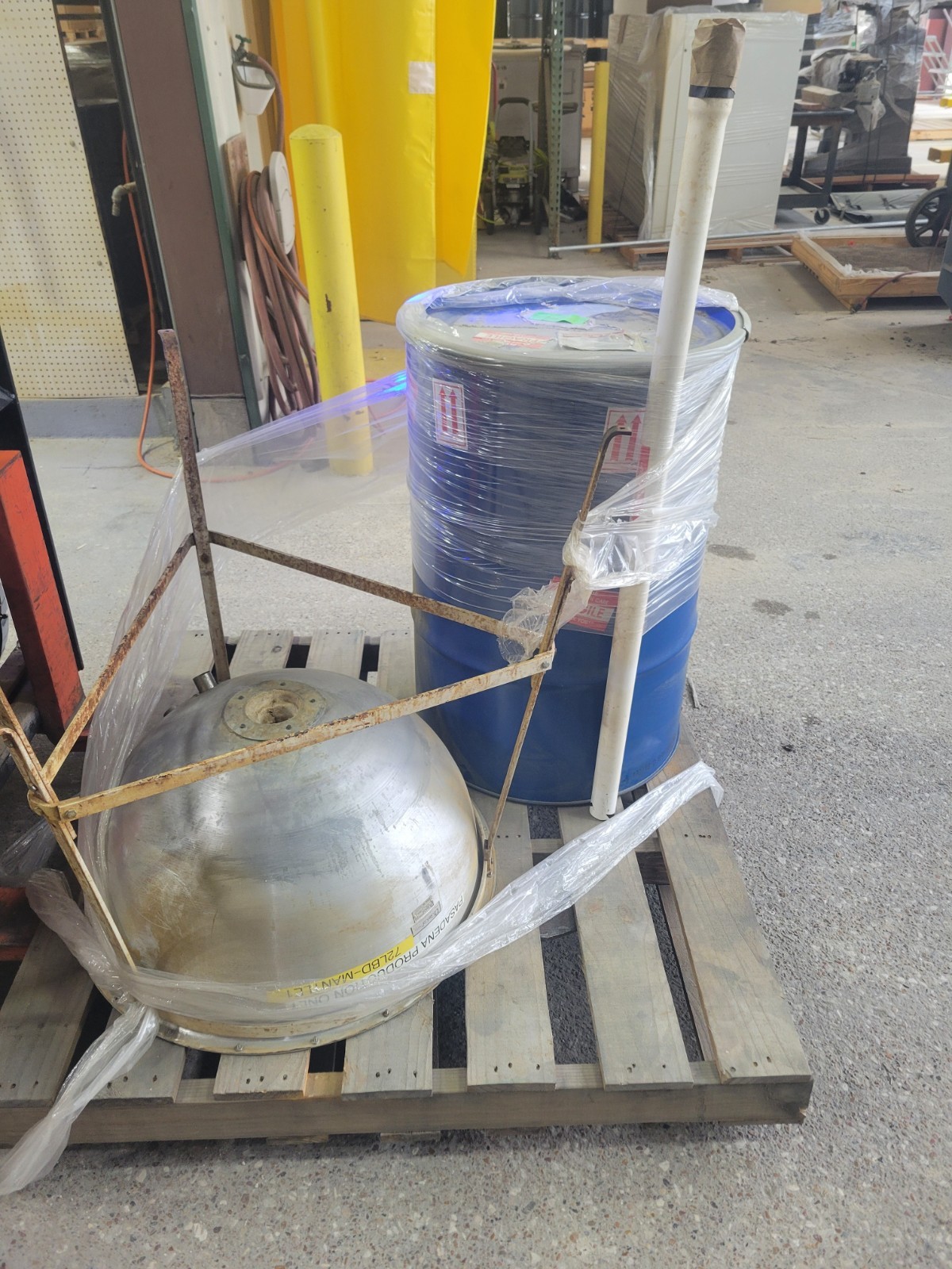 Chemglass Science Lab Equipment 72 Liter Flask with a Glas-Col Mantle