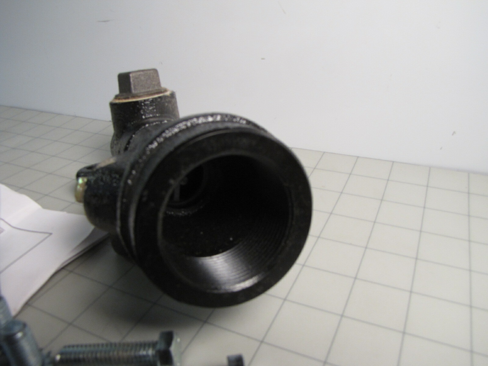 OPW 60VSP-1001 1″ x 1-1/2″ FNPT Poppeted Vapor Shear Valve NEW