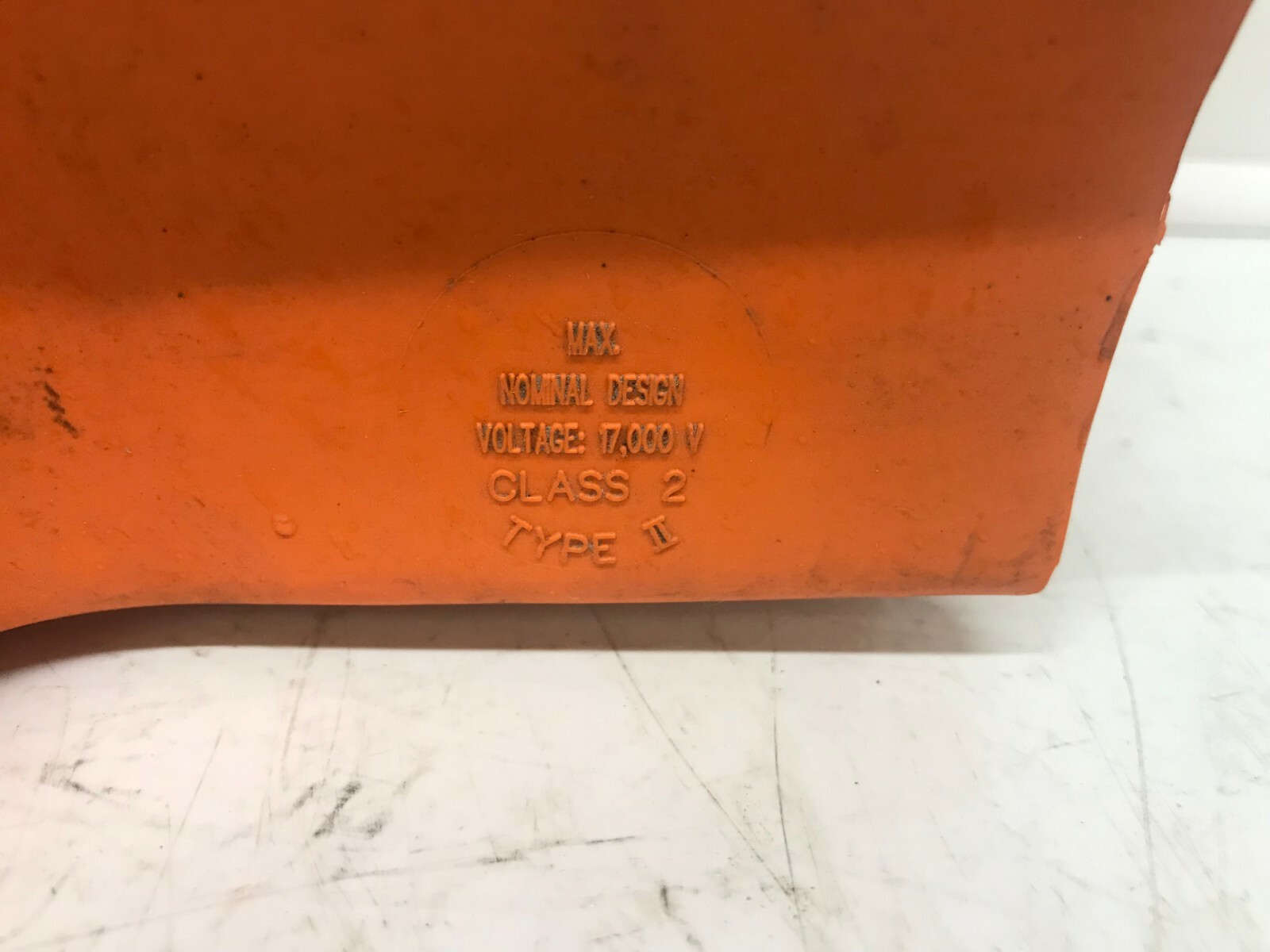Salisbury Style F Universal Insulator Hood Class 2 Type II BR