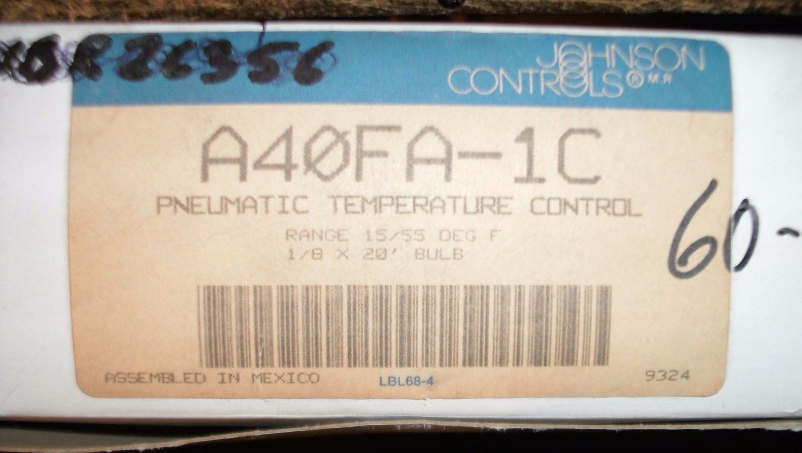 JOHNSON CONTROLS AF0FA-1C PNEUMATIC TEMP CONTROL 15-55 DEG F 1/8″ X 20′ BULB
