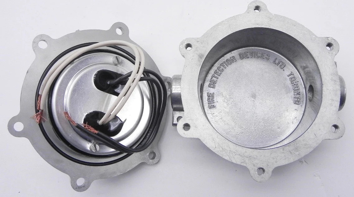UND. Lab Fire Detection Thermostat CR-200