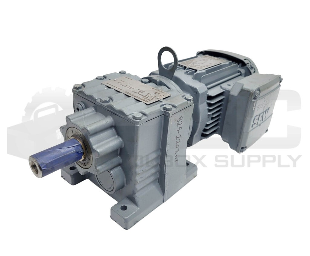 NEW SEW EURODRIVE R27 DRS71M4/RI GEAR MOTOR 3/4HP 1690RPM RATIO: 15.63:1