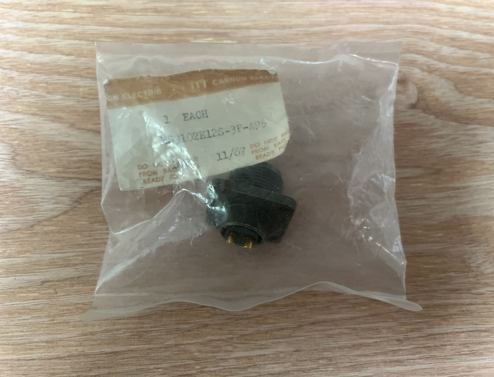 ITT Cannon Electric MS3102E12S-3P-A95