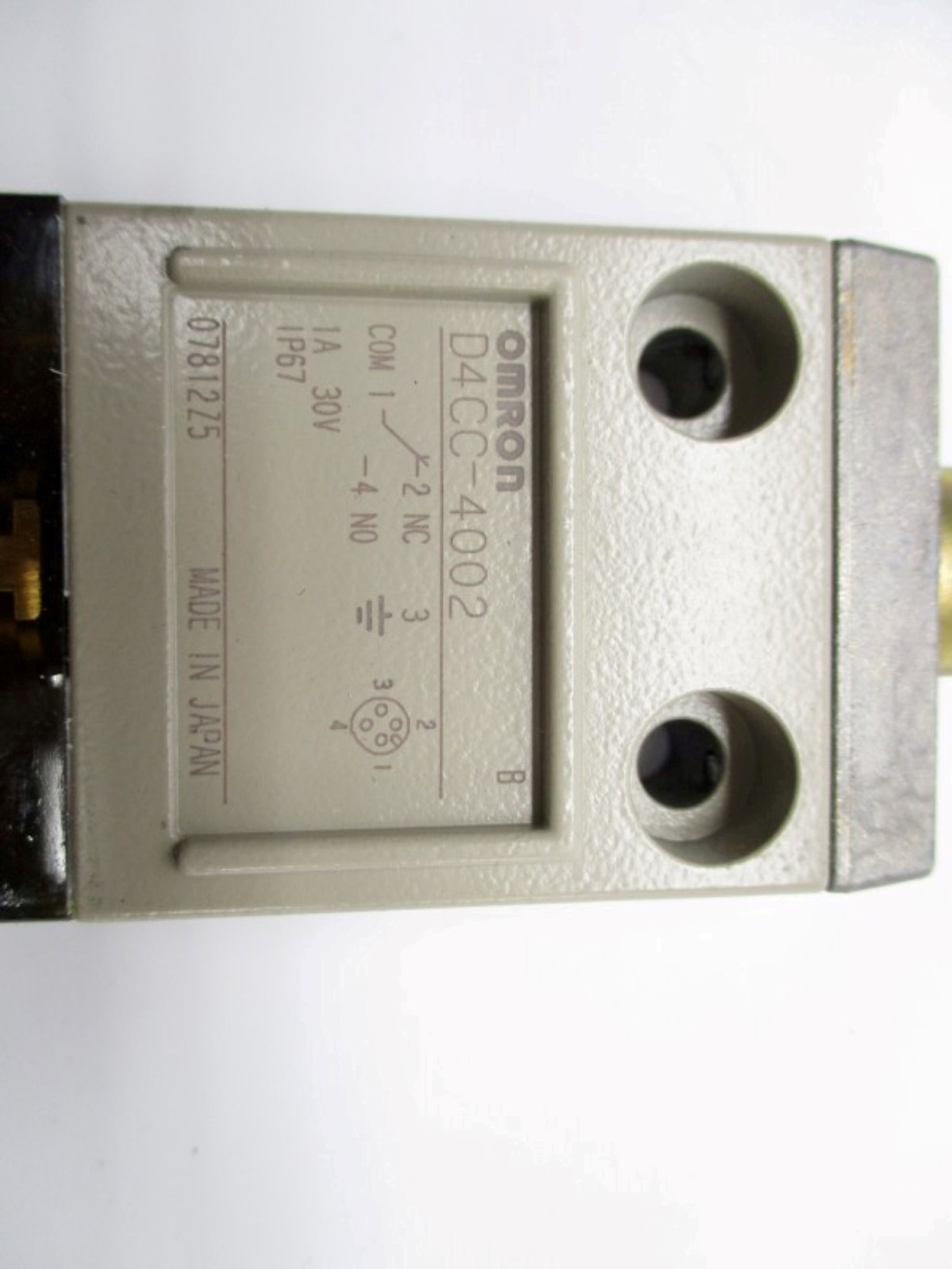 OMRON D4CC-4002 NSMP