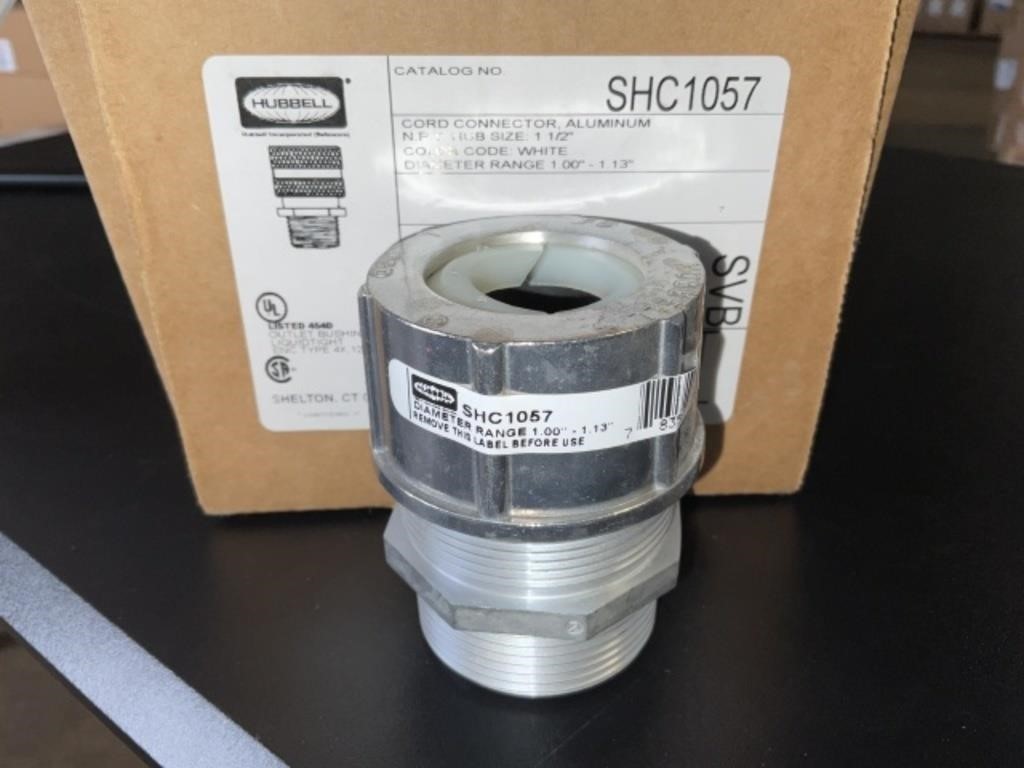 Hubbell SHC1057 Liquid Tight Connector 1-1/2 In Cord Grip Cable Gland 1.5 NPT