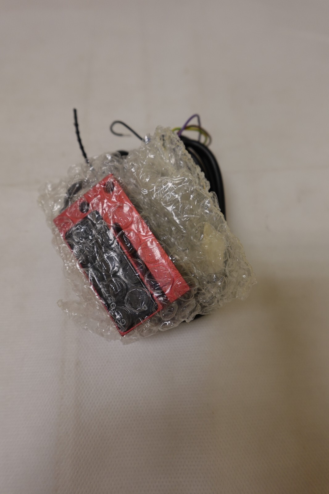 NAMCO EP110-14260 PHOTOELECTRIC SLOT SENSOR – RETRO-REFLECTIVE – GS05/2G LEUZE