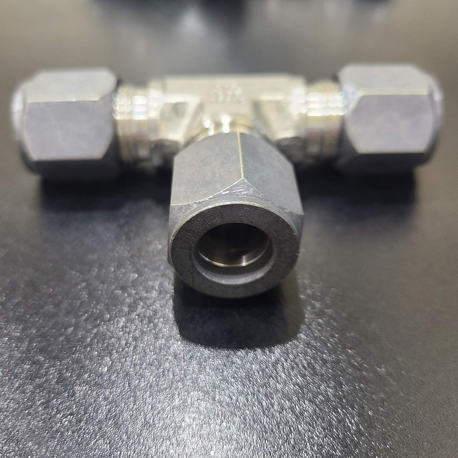 1/2 in Compression Tee 316 Stainless Steel Tube Fitting