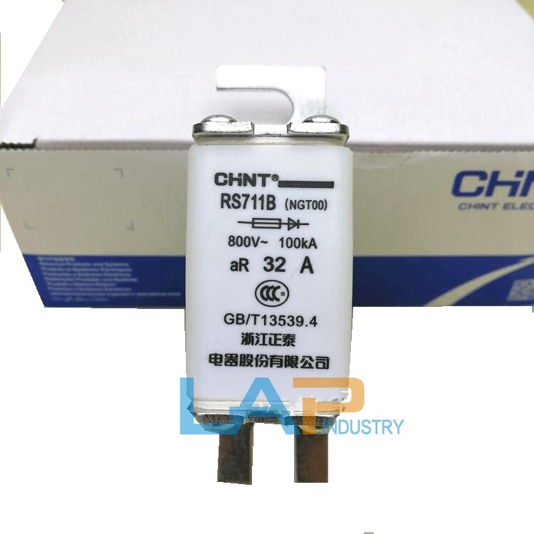 QTY:2 NEW FOR CHNT Fuse RS711B (NGT00) 32A 800V 100KA