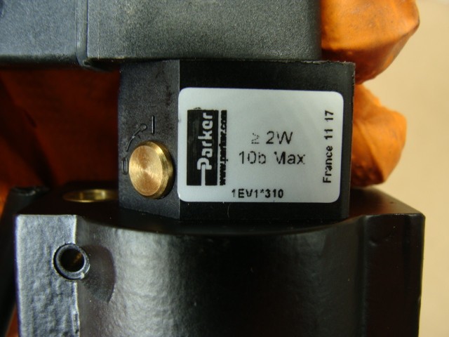 PARKER WATTS SOFT START VALVE SC75-04M/M2 COIL 24VDC P2FC8349 VALVE 1EV1-310