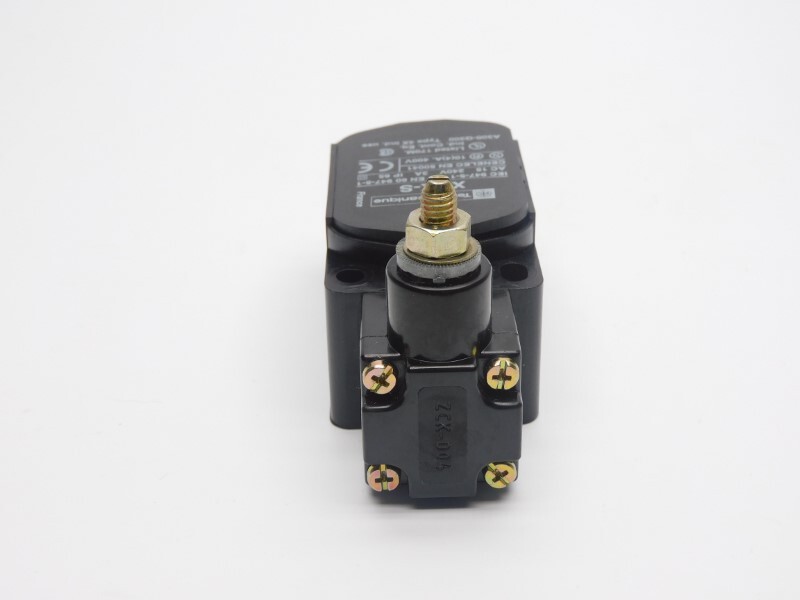 TELEMECANIQUE XCK-S 400V 10A NSNP