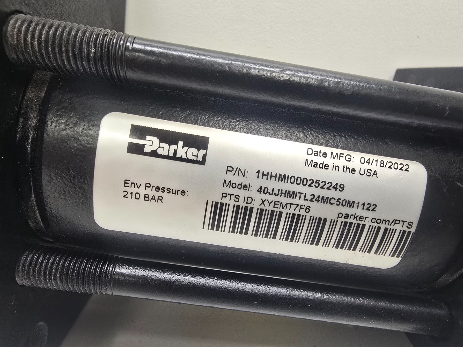 NEW OLD STOCK! PARKER HYDRAULIC CYLINDER 1HHMI000252249 40JJHMITL24MC50M1122