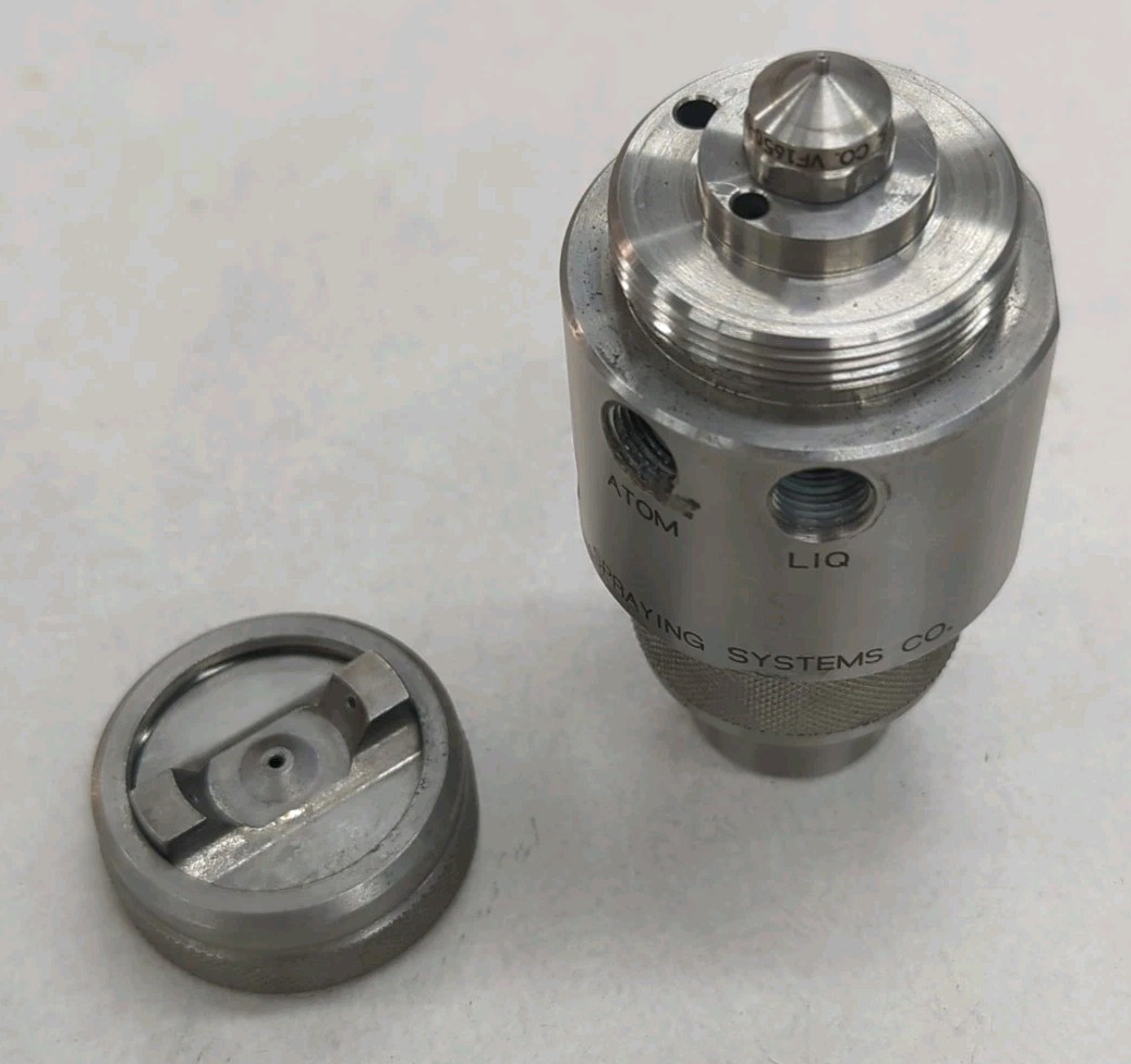 Spraying Systems Co. Air Atomizing 1/8 VAU-SS