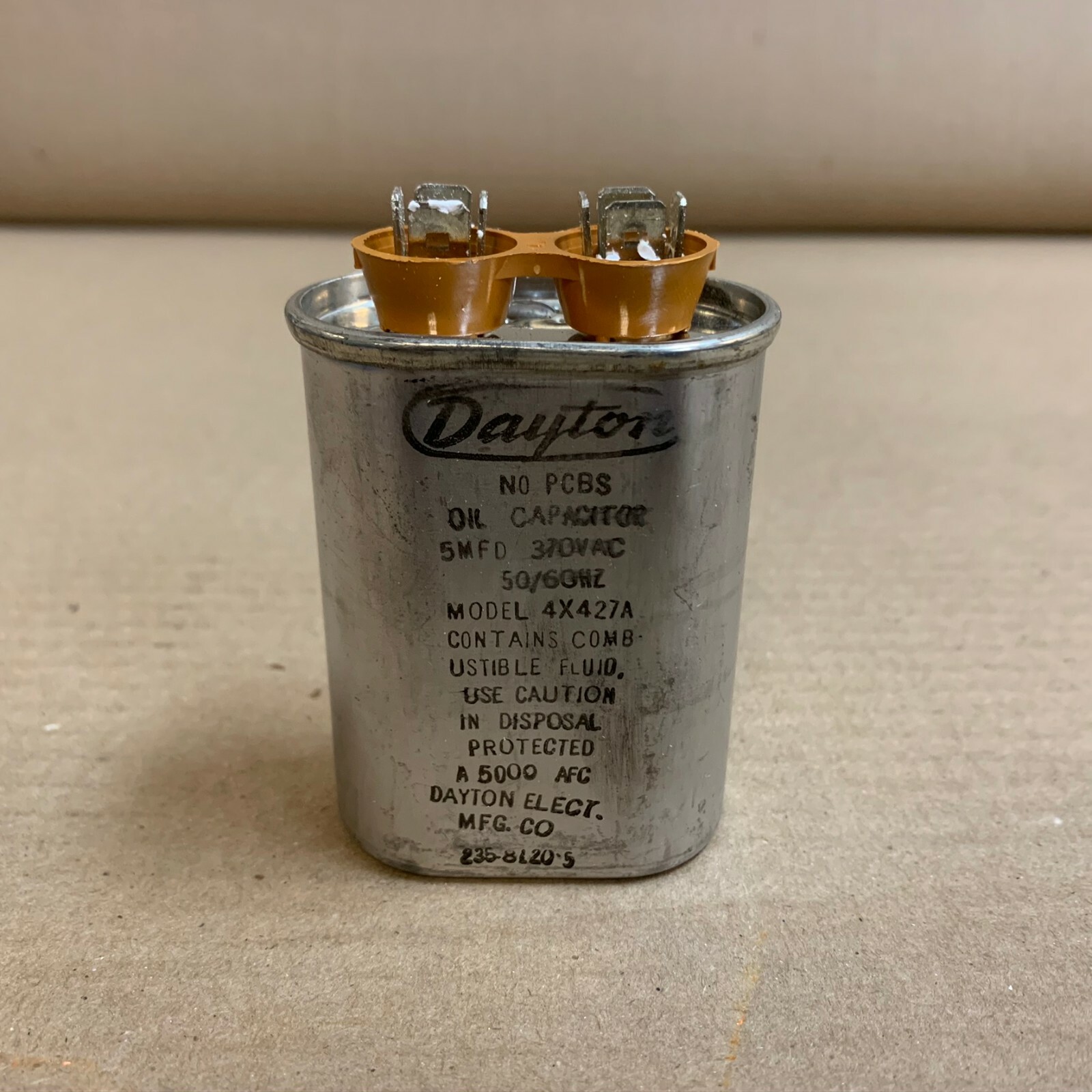 New Dayton Capacitor 4X427A 5 MFD 370 VAC 50/60 Hz