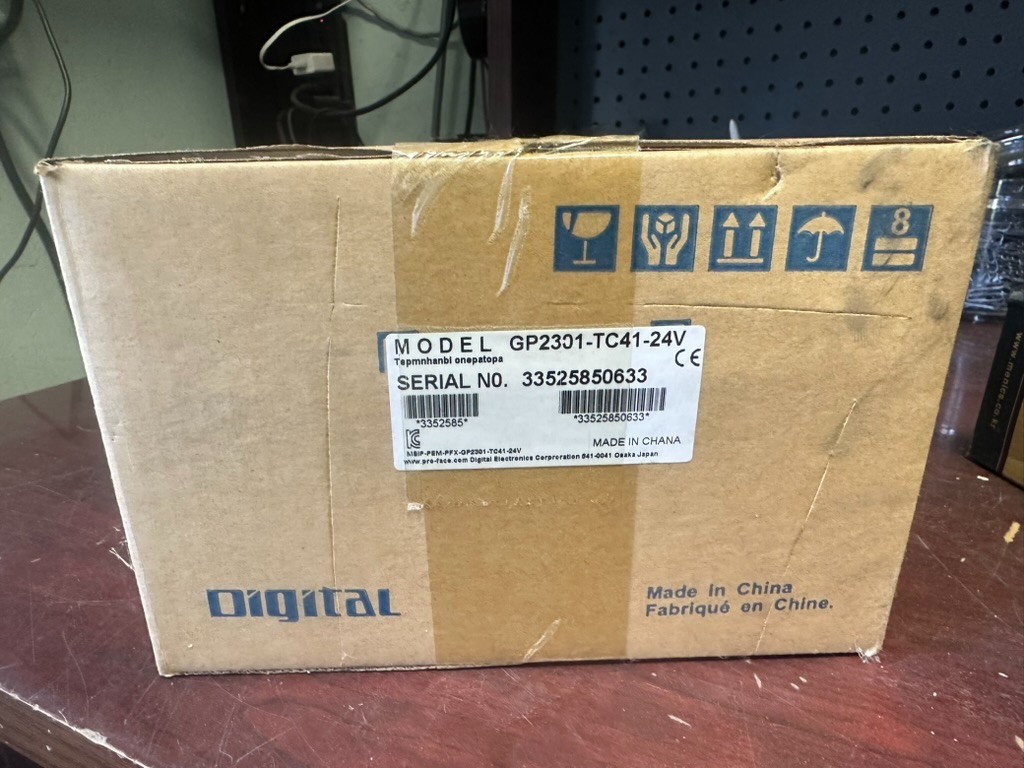 Proface GP2301-TC41-24V Touch HMI, New Un-Opened Box, Priority Mail
