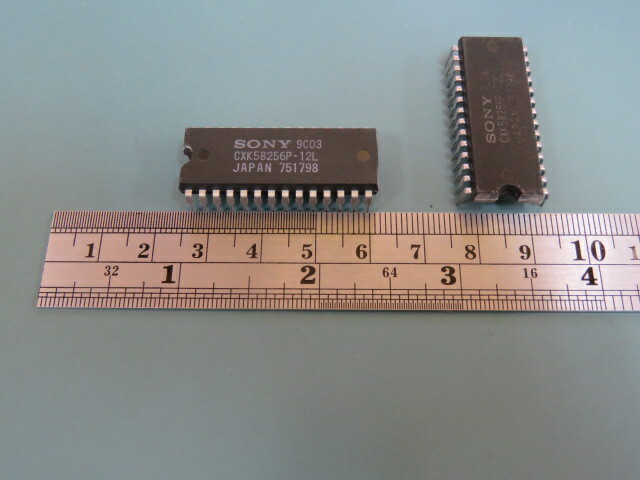 SONY CXK58256PM-12L Qty of 7 per Lot USED/PULLS 28-Pin Dip Integrated Circuit N