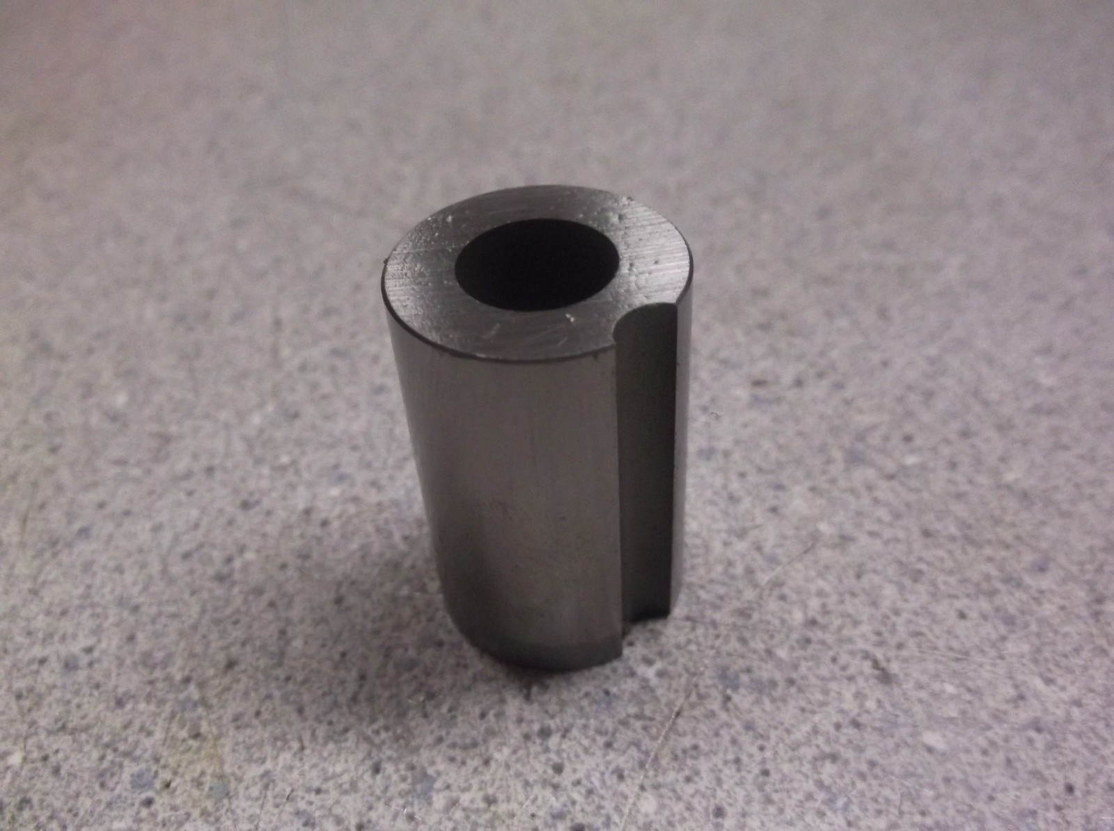 AIP Tool & Die Cutter Punch 851556 1 GM52030300105 RND 20-30 P=10.50 E=5