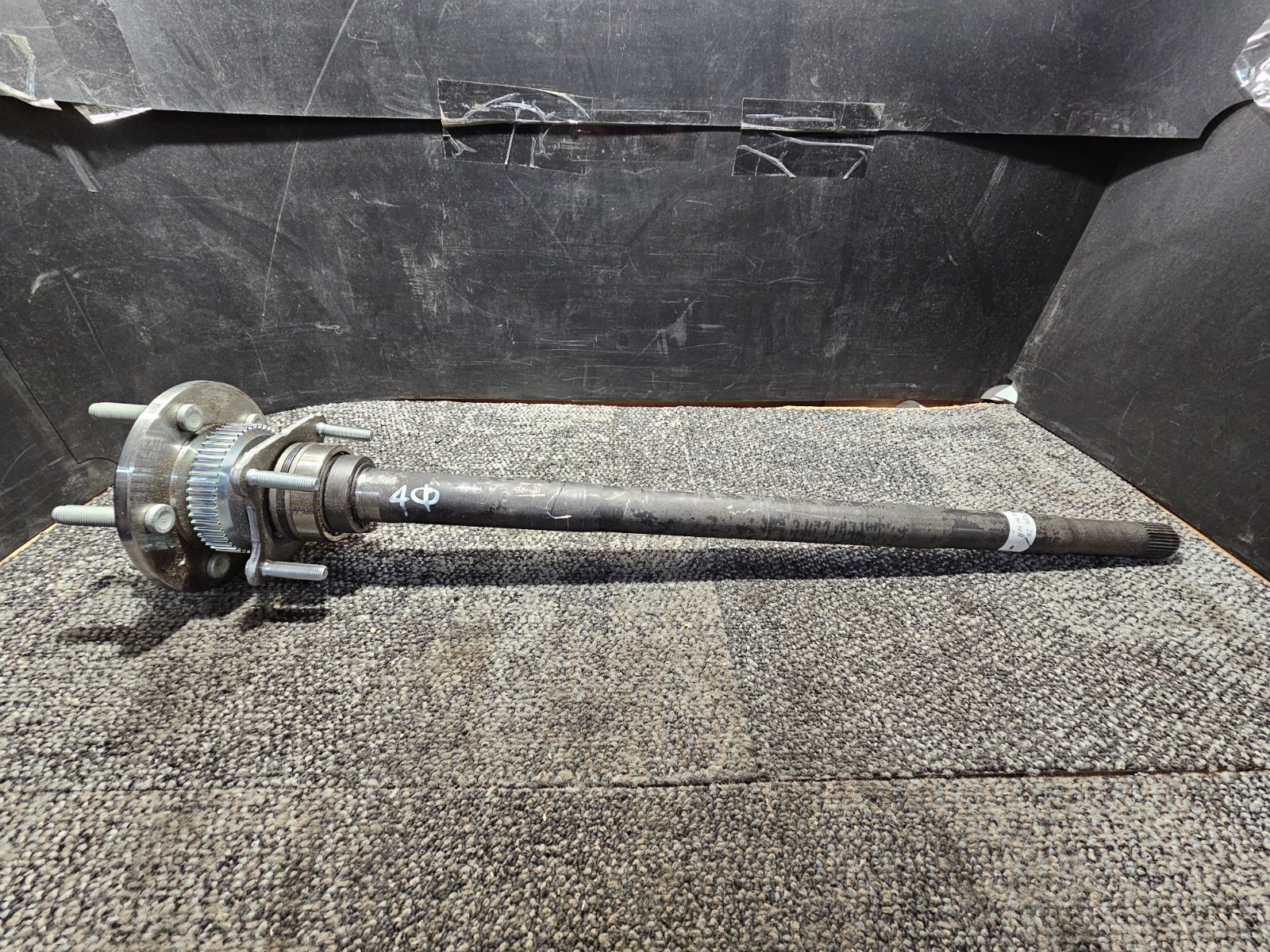 Rear Axle Shaft 10108925 – 5 Lug Hub Raised Center 4 Stud Axle Mount ABS Ring