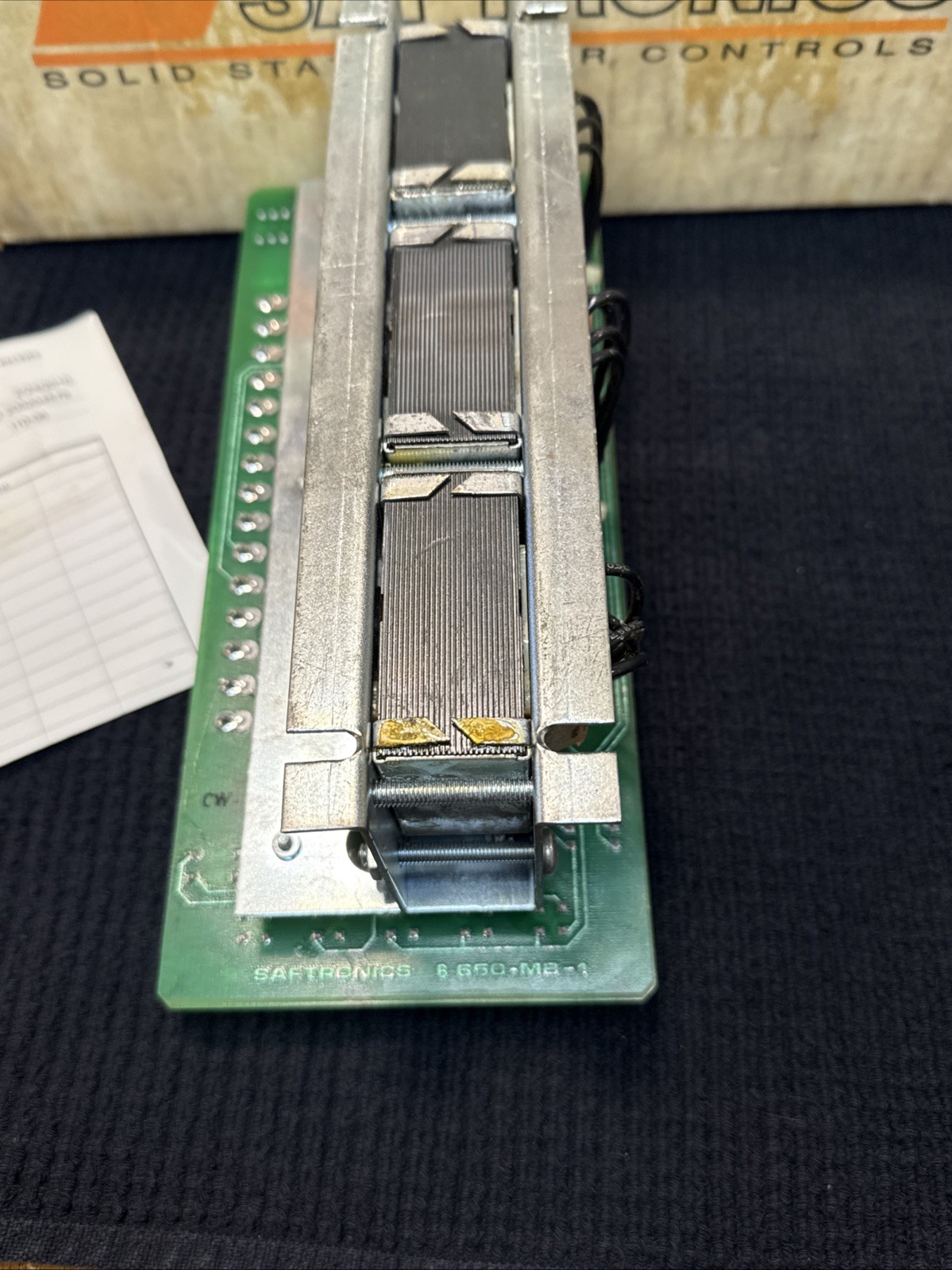 SAFTRONICS CONTROL BOARD A650-MB-2 (New) Missing One Screw
