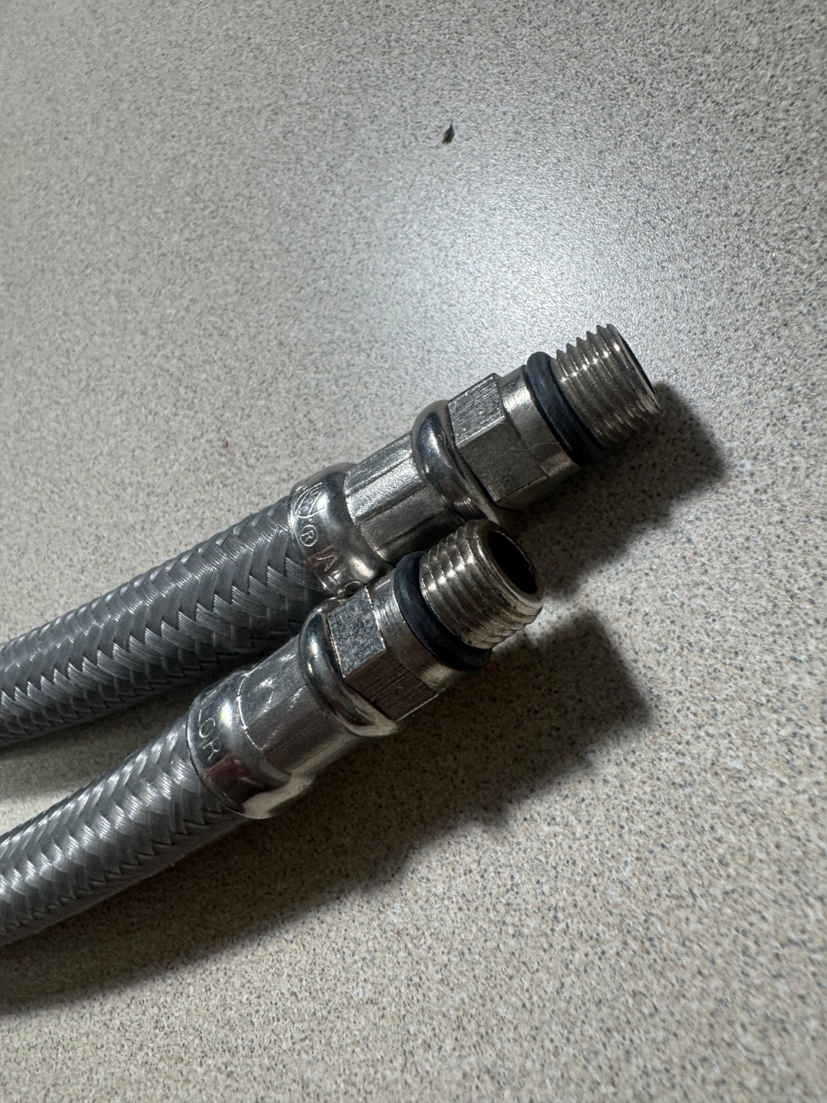 24″ Braided Flexible Supply Hose EFP-25 M10x1 X BARB, Set of 2